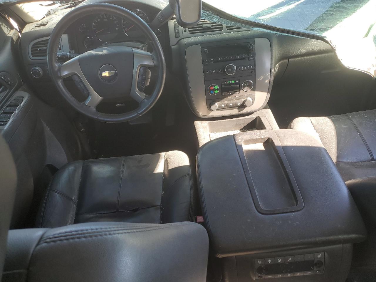 2013 Chevrolet Tahoe VIN 1GNSCBE09DR364379 Copart auction photo, all over damage thumbnail 8