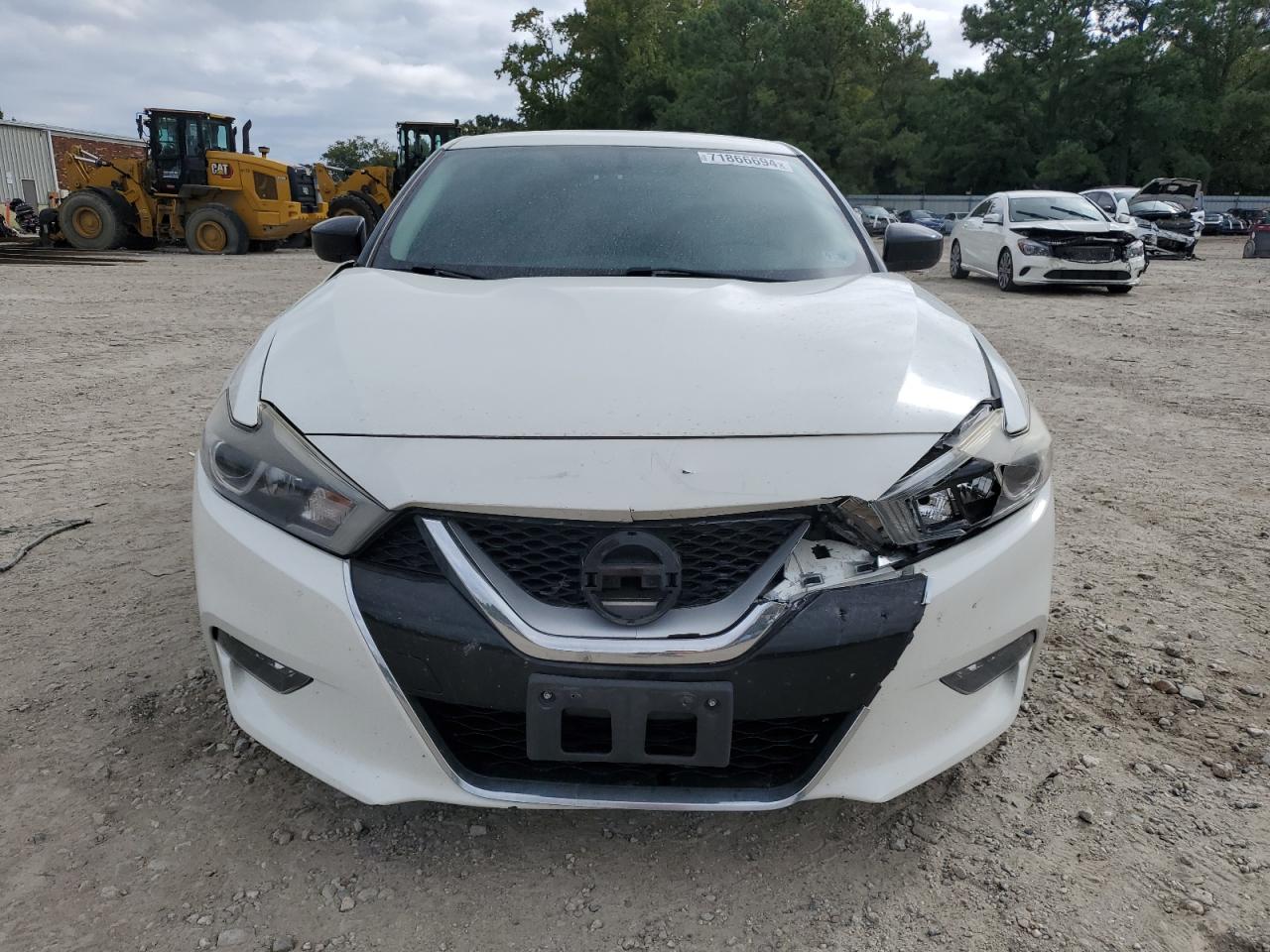 2017 Nissan Maxima VIN 1N4AA6AP2HC408869 Copart auction photo, front end / minor dent/scratches damage thumbnail 5
