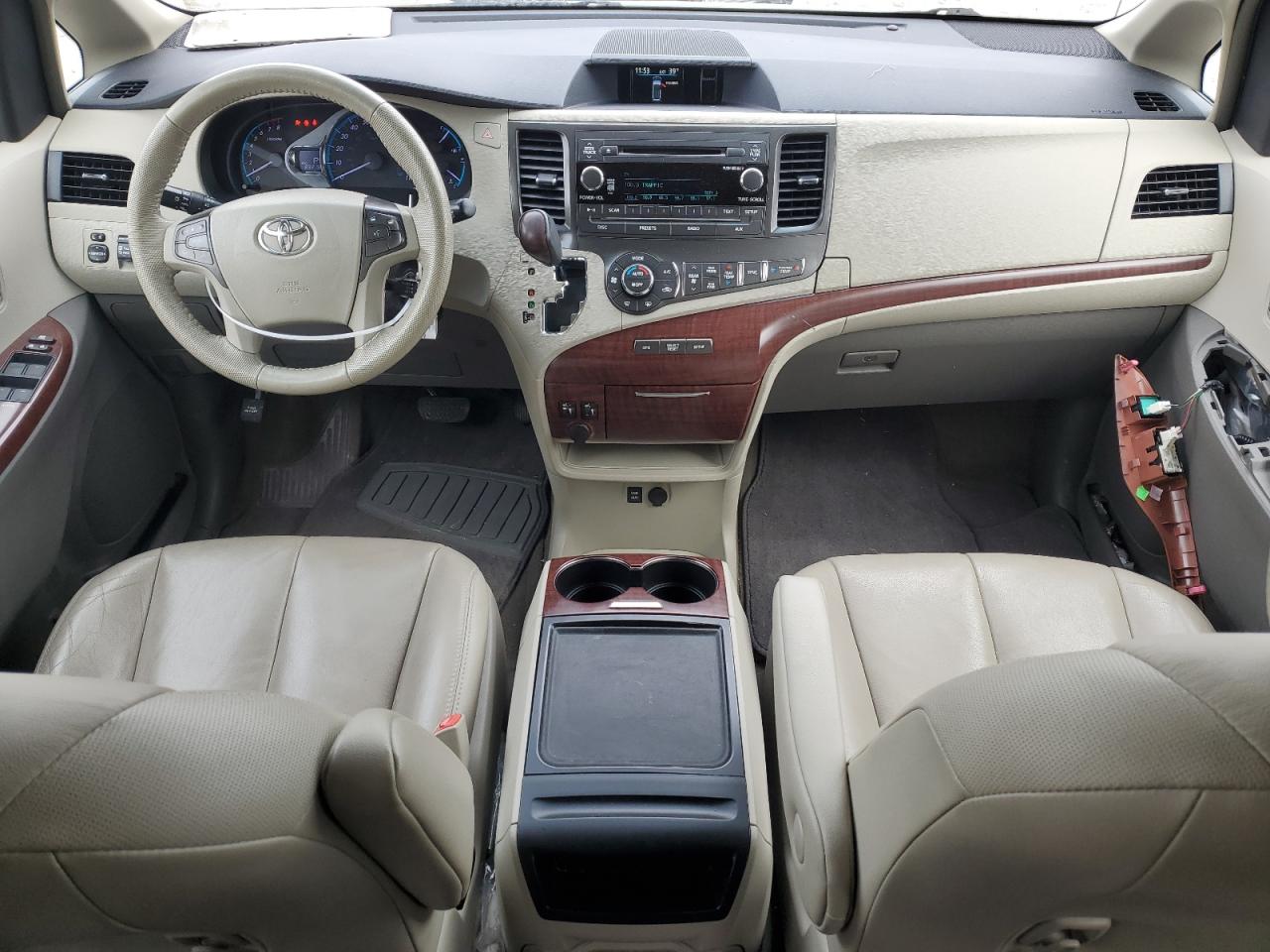 2014 Toyota Sienna VIN 5TDYK3DC2ES521888 Copart auction photo, all over damage thumbnail 8