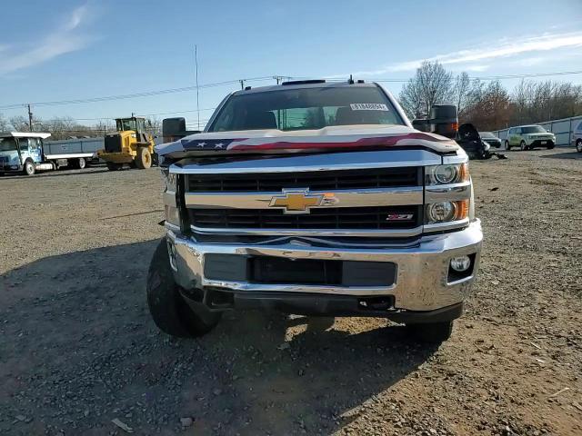 2016 Chevrolet Silverado VIN 1GC1KVEG5GF304661 Copart auction photo, front end / side damage thumbnail 11
