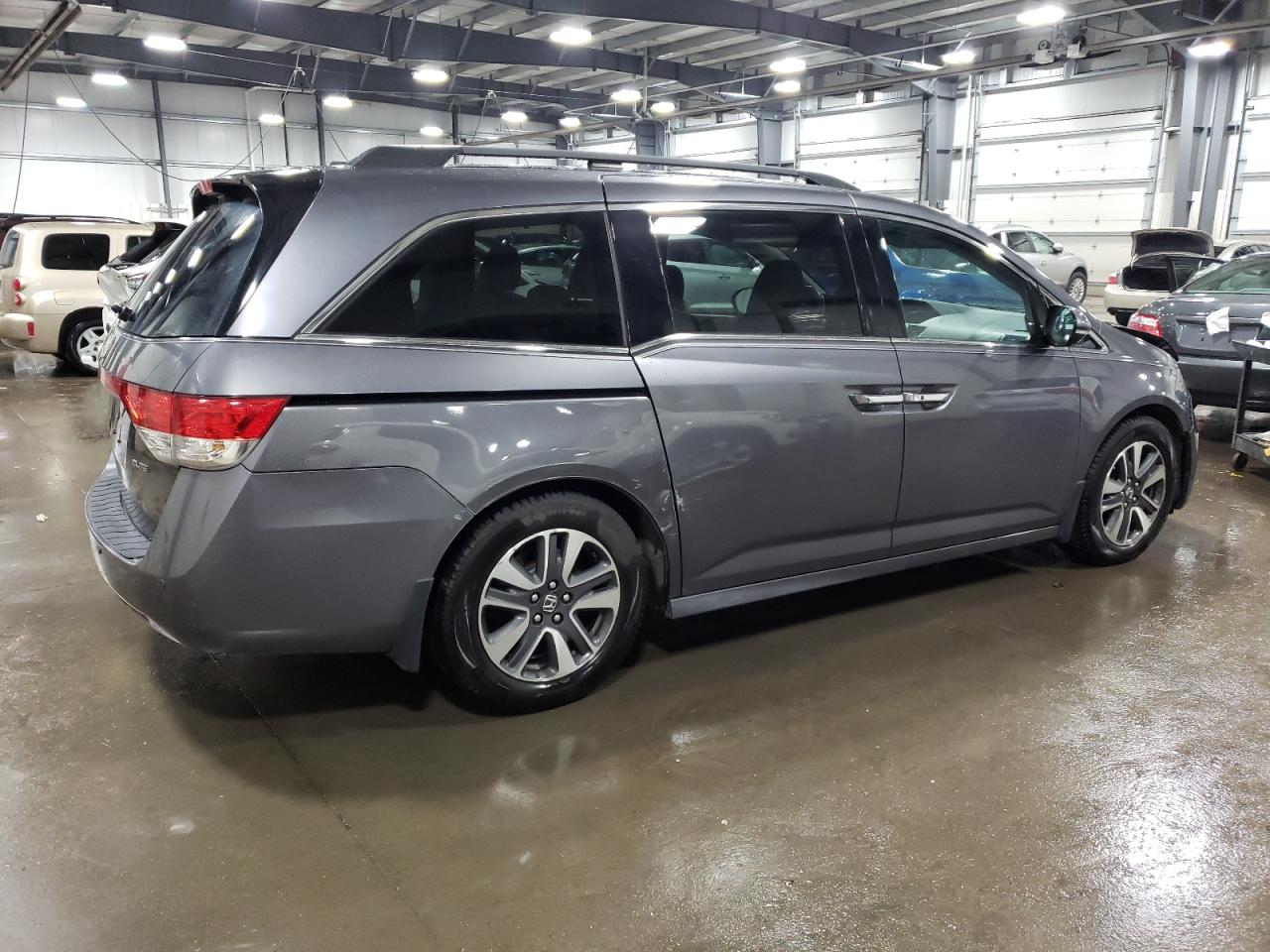 2016 Honda Odyssey VIN 5FNRL5H90GB076165 Copart auction photo, front end damage thumbnail 3