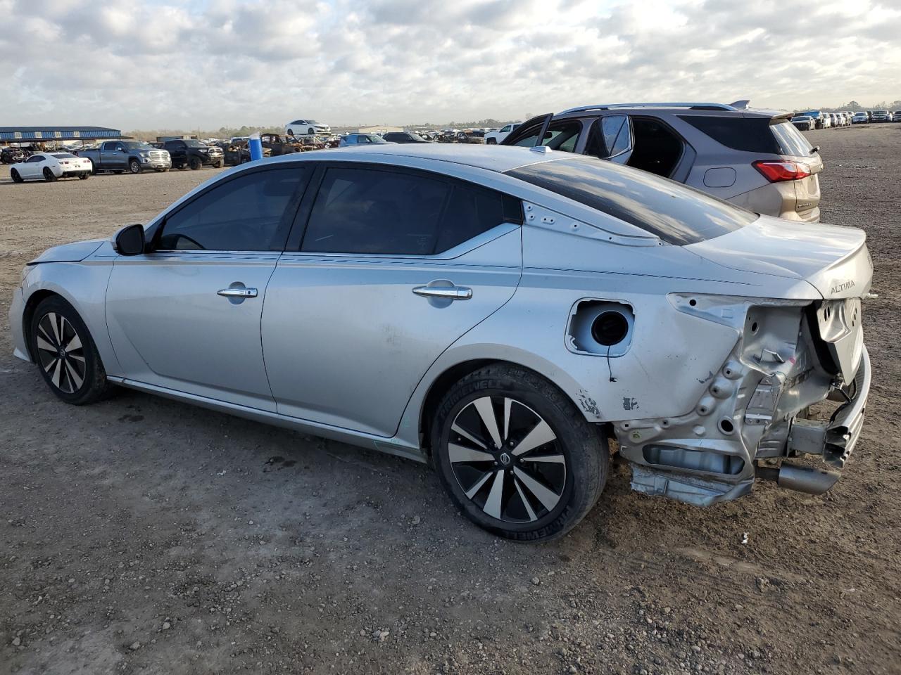 2020 Nissan Altima VIN 1N4BL4EV8LC163595 Copart auction photo, rear end damage thumbnail 2