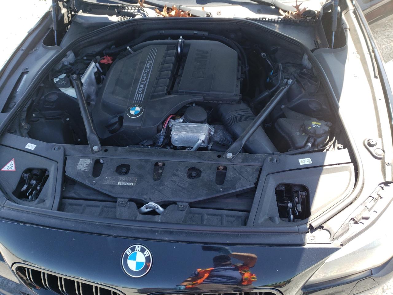2015 BMW 5er VIN WBA5B1C55FD919164 Copart auction photo, front end damage thumbnail 11