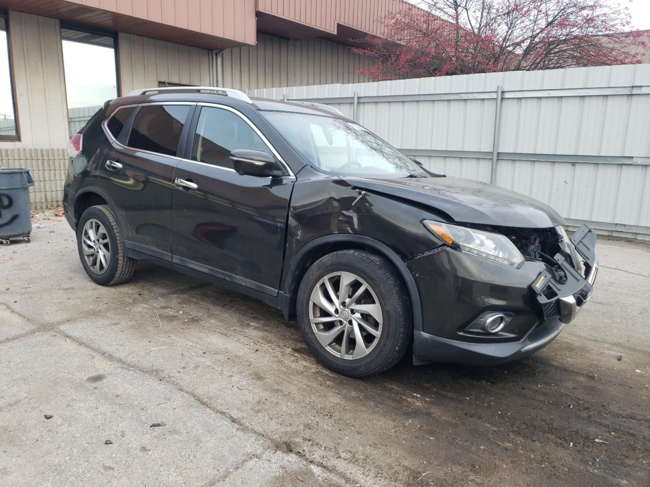 2015 Nissan Rogue VIN 5N1AT2MV8FC785626 Copart auction photo, side / front end damage thumbnail 4