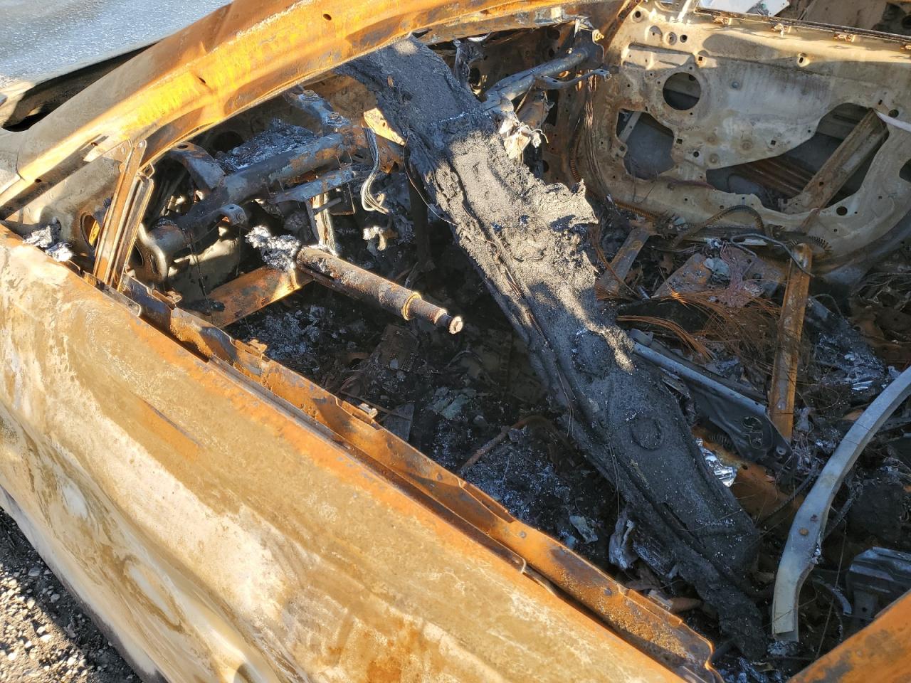 2016 BMW 4er VIN WBA4C9C52GG137802 Copart auction photo, burn damage thumbnail 8