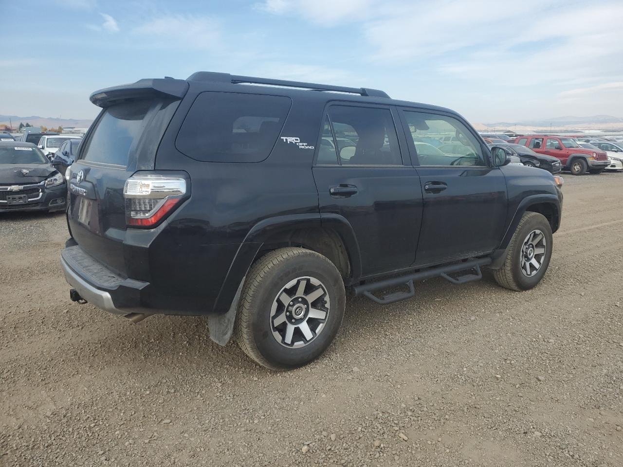 2024 Toyota 4Runner VIN JTERU5JR2R6282718 Copart auction photo, rear end / minor dent/scratches damage thumbnail 3