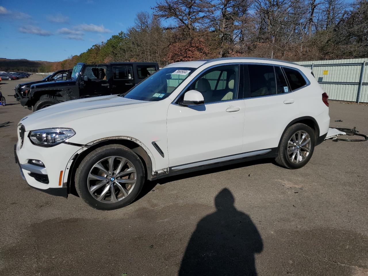 2019 BMW X3 VIN 5UXTR9C57KLE15821