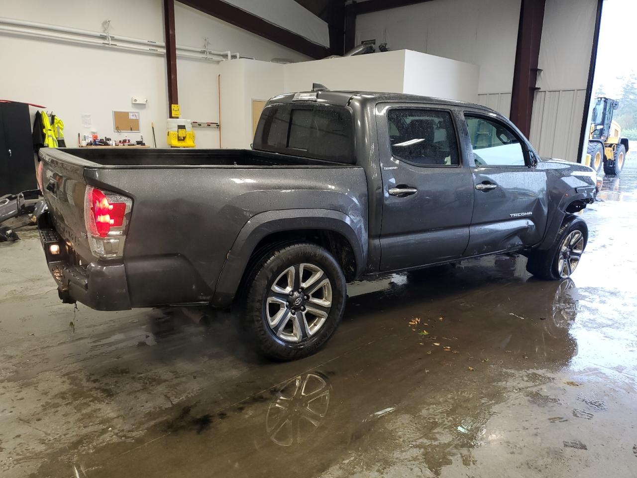 2019 Toyota Tacoma VIN 3TMGZ5AN3KM240140 Copart auction photo, all over / front end damage thumbnail 3