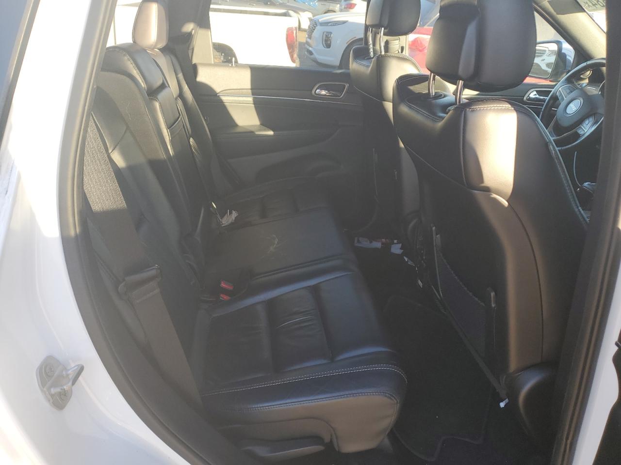 2015 Jeep Grand Cherokee VIN 1C4RJEBG7FC700701 Copart auction photo, rear end damage thumbnail 11