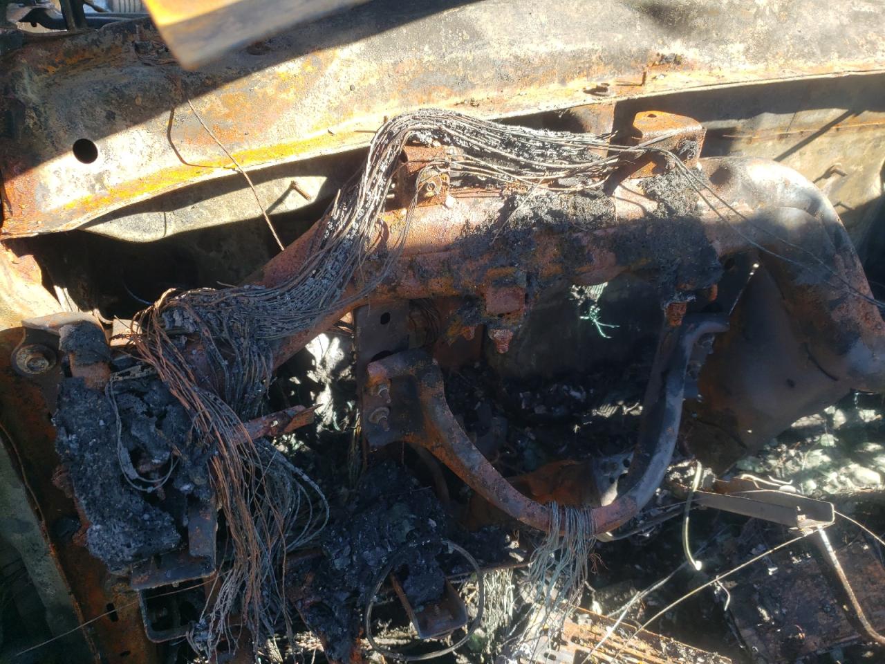 2013 Cadillac Escalade VIN 1GYS4JEF0DR103849 Copart auction photo, burn damage thumbnail 9