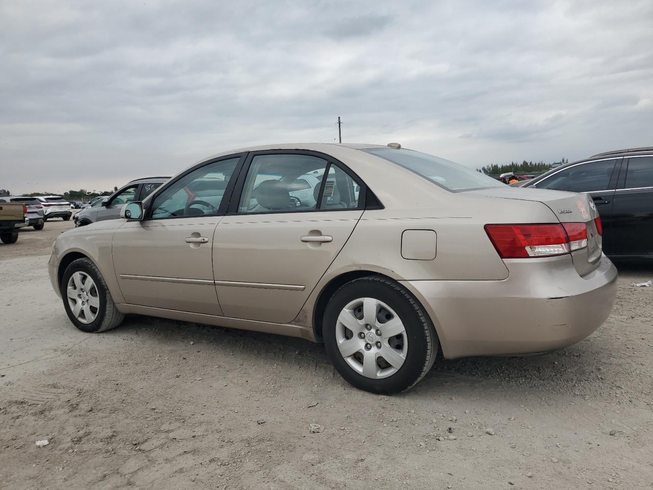 2008 Hyundai Sonata VIN 5NPET46C38H391729 Copart auction photo, side / rear end damage thumbnail 2