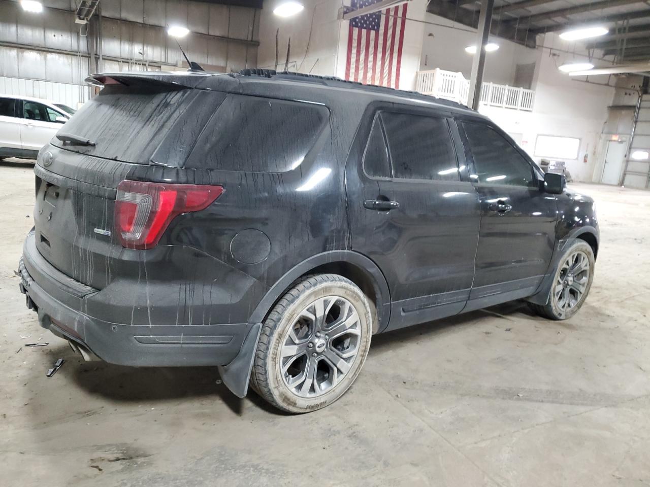 2018 Ford Explorer VIN 1FM5K8GT0JGB13837 Copart auction photo, burn - interior / rear end damage thumbnail 3