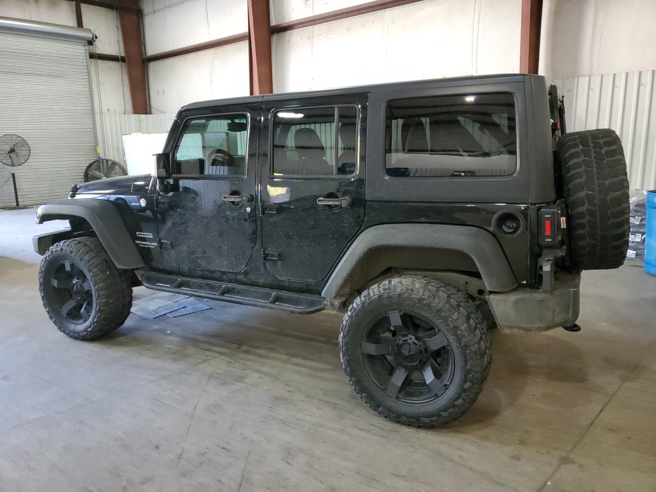 2014 Jeep Wrangler VIN 1C4BJWDG1EL295065 Copart auction photo, rear end / minor dent/scratches damage thumbnail 2