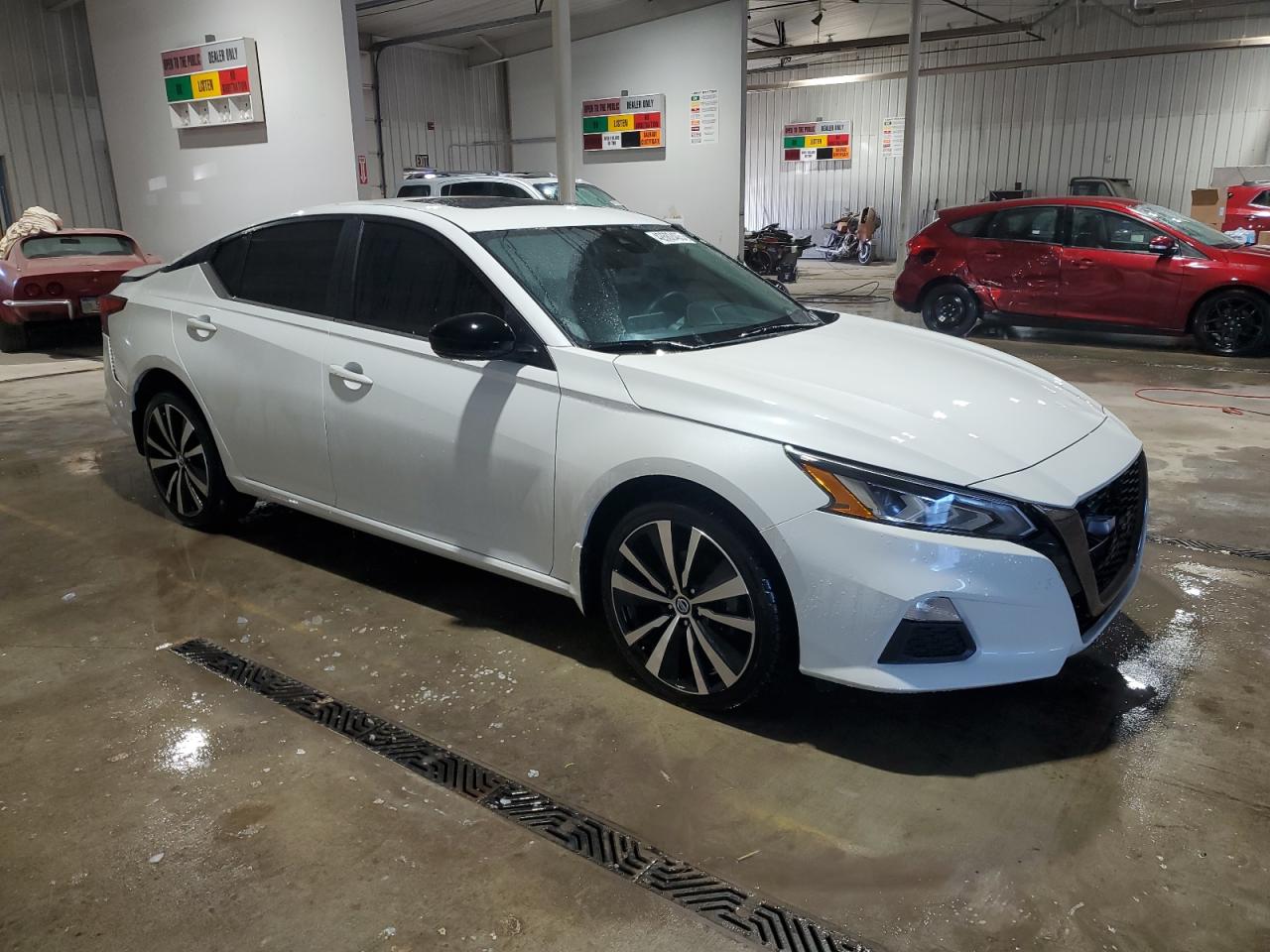 2021 Nissan Altima VIN 1N4BL4CW7MN420621 Copart auction photo, front end / rear end damage thumbnail 4