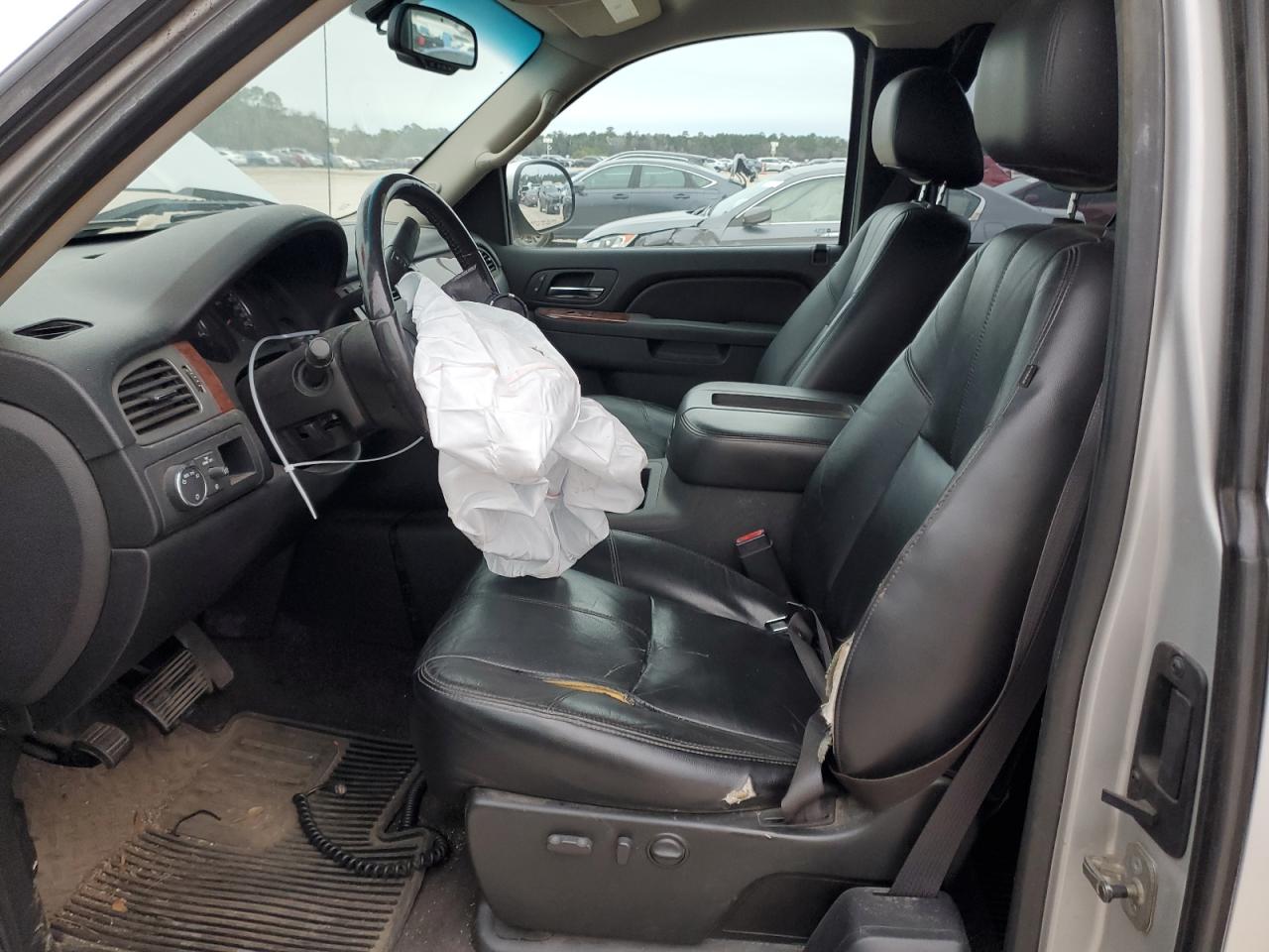 2010 Chevrolet Silverado VIN 1GCSCTE06AZ202767 Copart auction photo, front end / minor dent/scratches damage thumbnail 7