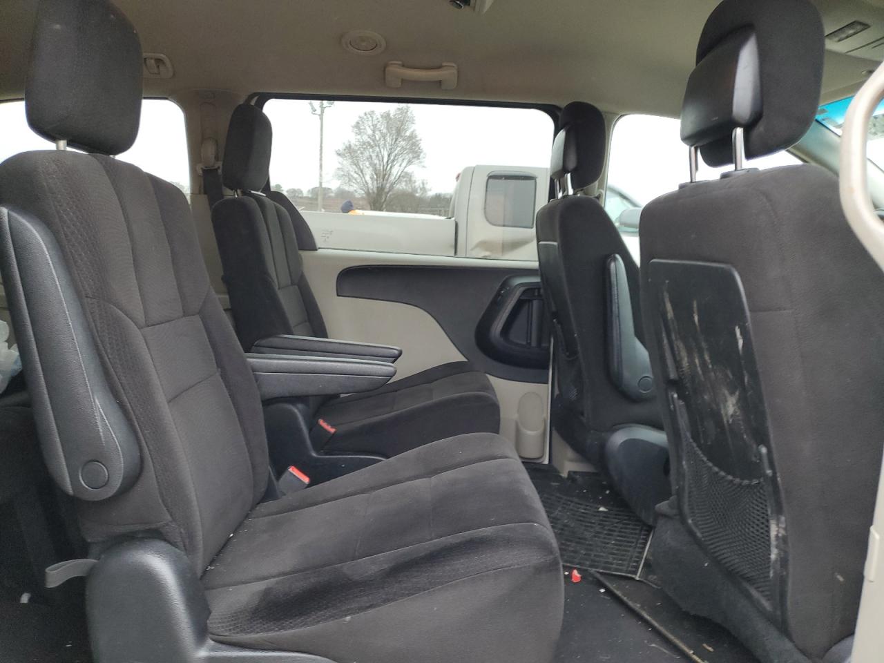 2013 Dodge Caravan VIN 2C4RDGCG2DR654264 Copart auction photo, rear end / minor dent/scratches damage thumbnail 11