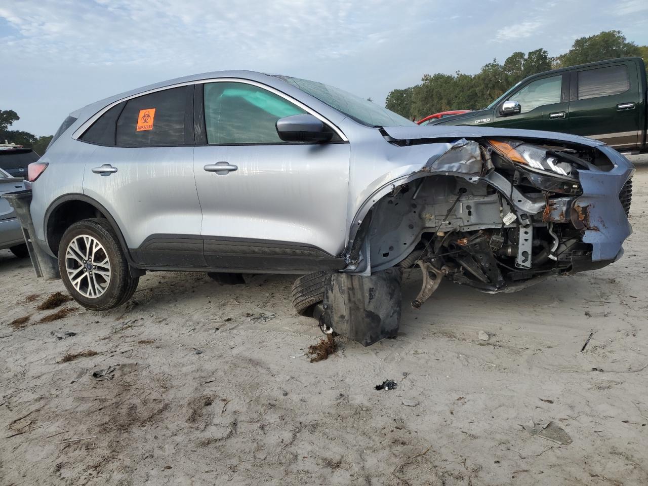 2022 Ford Escape VIN 1FMCU9H60NUA58121 Copart auction photo, all over damage thumbnail 4