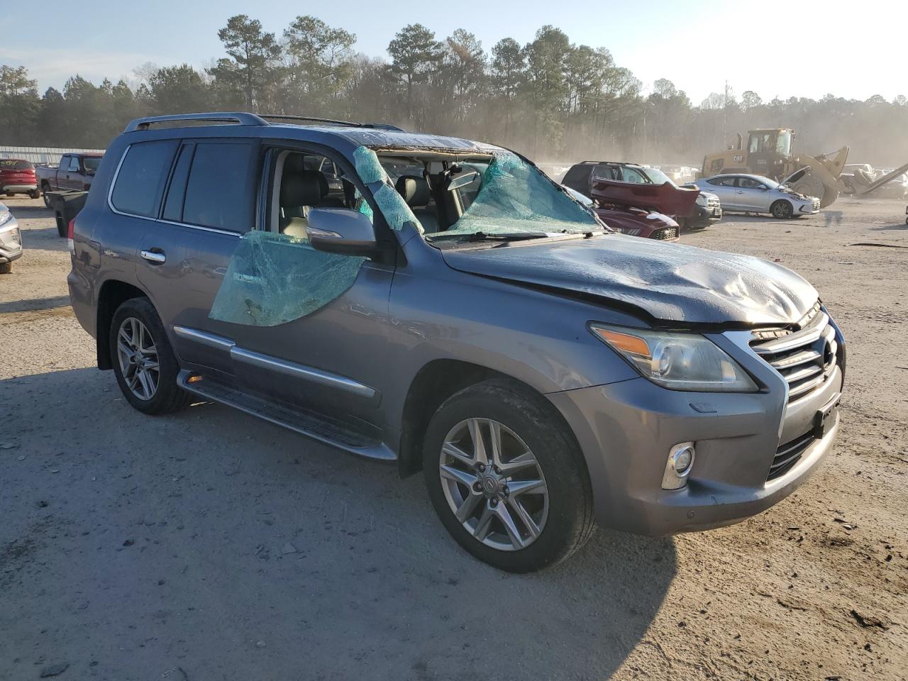 2015 Lexus LX VIN JTJHY7AX9F4166130 Copart auction photo, front end / side damage thumbnail 4