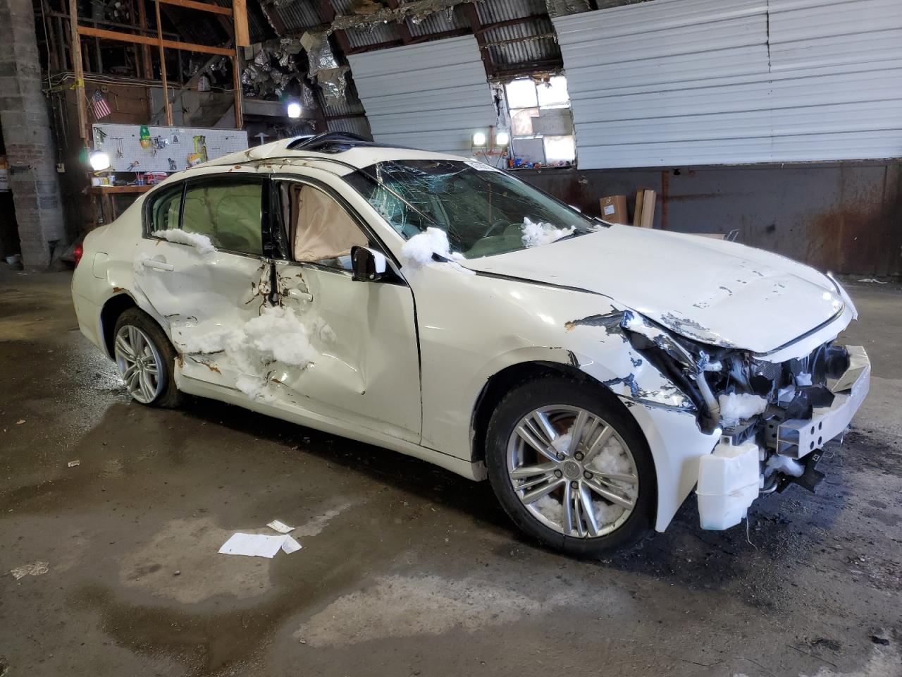 2015 Infiniti Q40 VIN JN1CV6AR7FM650558 Copart auction photo, side / front end damage thumbnail 4