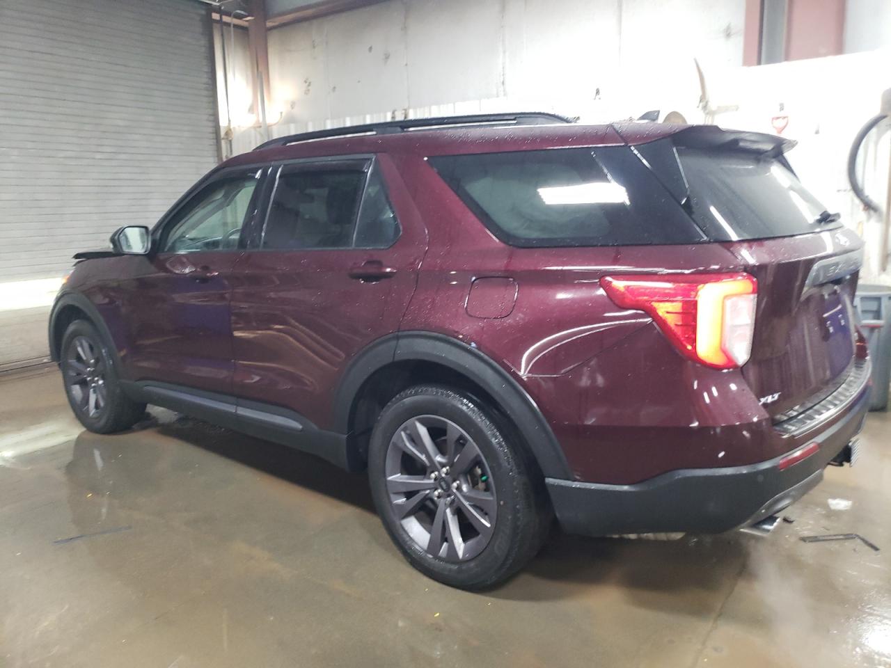 2022 Ford Explorer VIN 1FMSK8DH6NGA46850 Copart auction photo, front end damage thumbnail 2