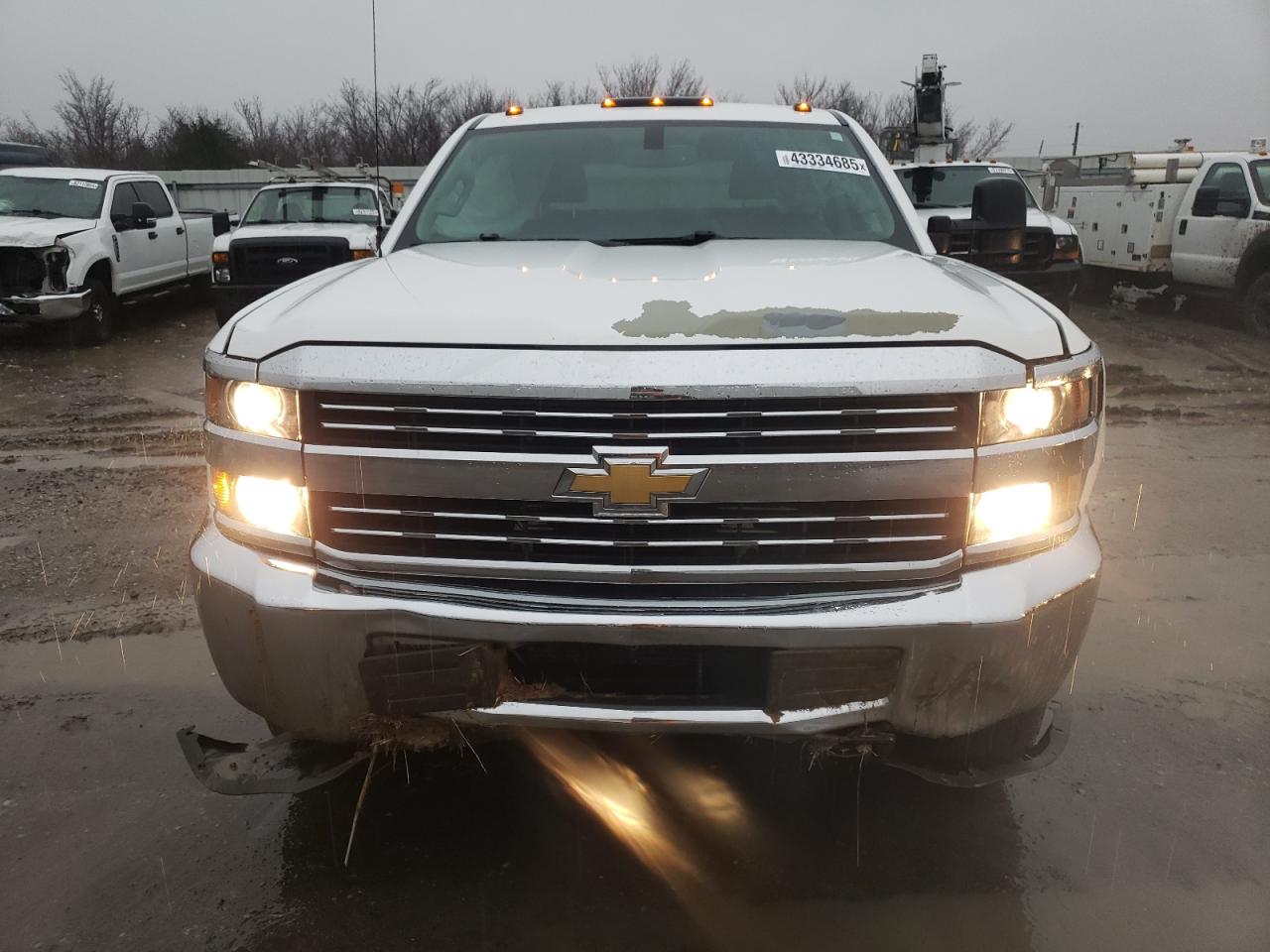 2015 Chevrolet Silverado VIN 1GC1KUEG7FF131153 Copart auction photo, side / front end damage thumbnail 5