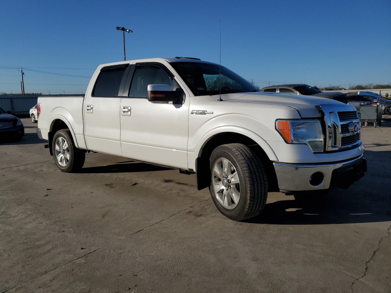 2011 Ford F-150 VIN 1FTFW1CF1BKE04043 Copart auction photo, front end damage thumbnail 4