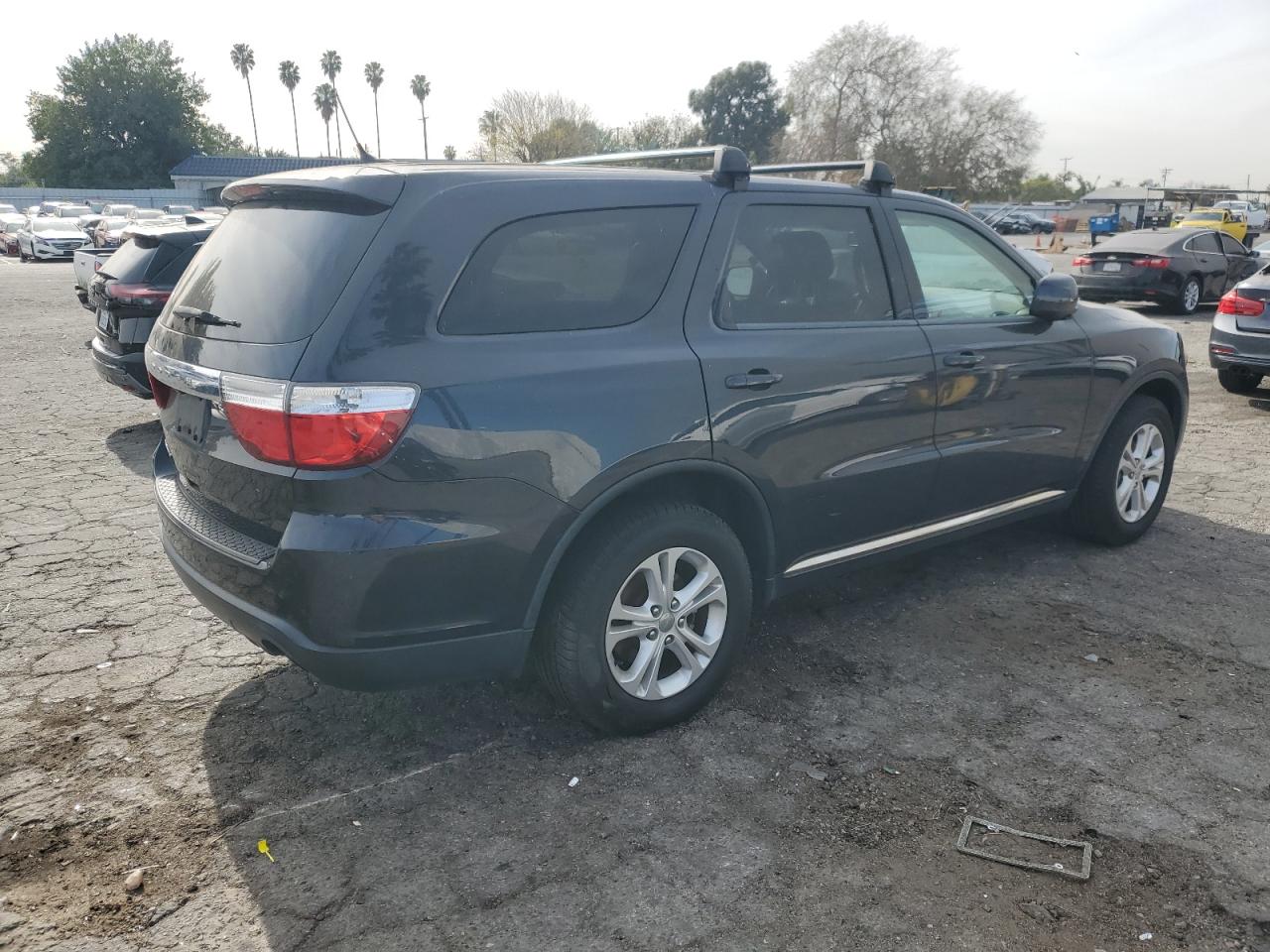 2013 Dodge Durango VIN 1C4RDJAG0DC688664 Copart auction photo, minor dent/scratches damage thumbnail 3