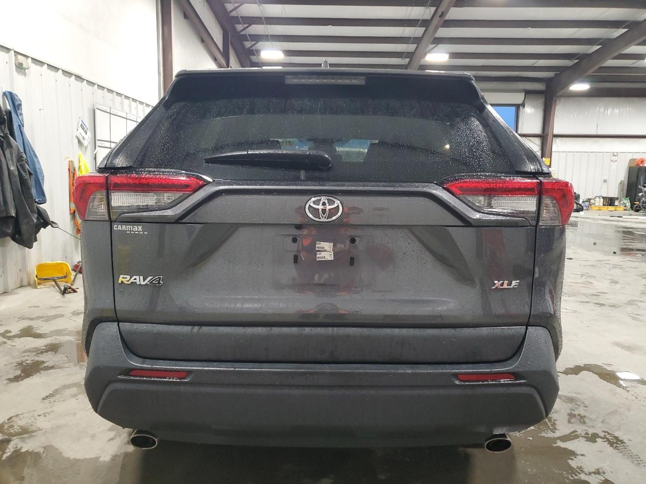 2020 Toyota RAV 4 VIN 2T3W1RFV8LC034042 Copart auction photo, front end damage thumbnail 6