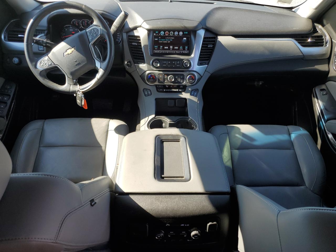 2019 Chevrolet Tahoe VIN 1GNSCBKC0KR103914 Copart auction photo, front end damage thumbnail 8