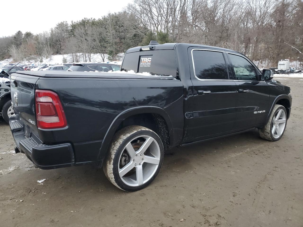 2022 RAM 1500 VIN 1C6SRFKT5NN136490 Copart auction photo, side / rear end damage thumbnail 3