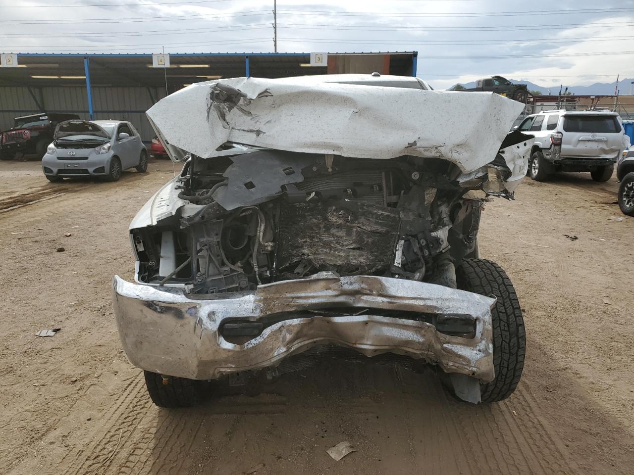 2016 RAM 2500 VIN 3C6UR5HL0GG311704 Copart auction photo, front end / rear end damage thumbnail 5