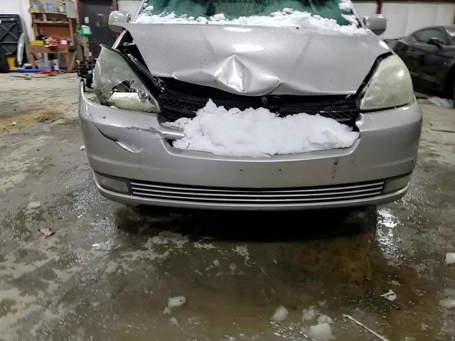 2004 Toyota Sienna VIN 5TDZA22C94S197292 Copart auction photo, front end damage thumbnail 12
