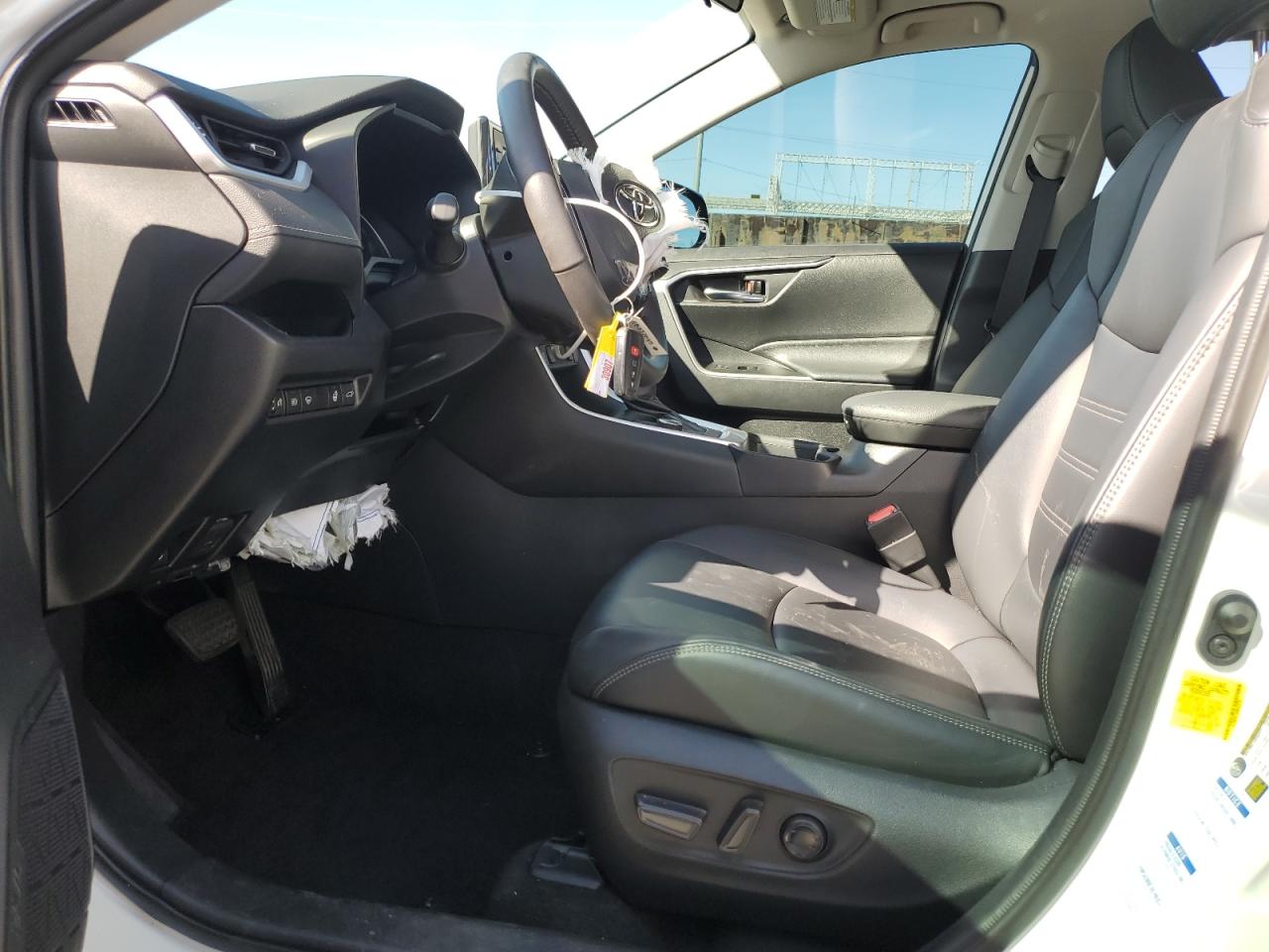 2021 Toyota RAV 4 VIN 4T3B6RFV4MU025791 Copart auction photo, front end damage thumbnail 7