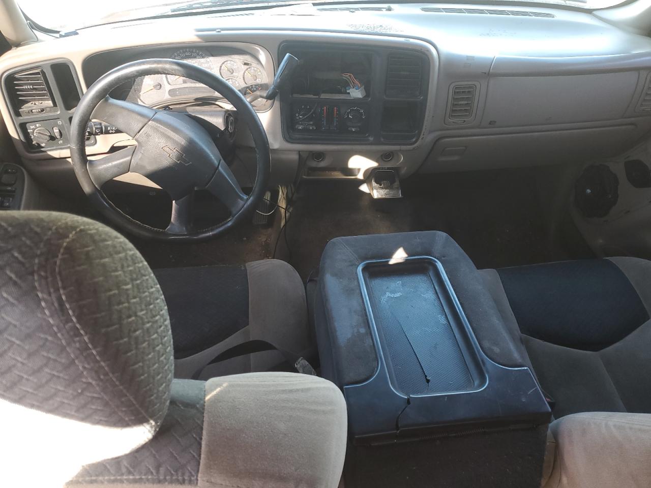 2003 Chevrolet Avalanche VIN 3GNEC13T13G146651 Copart auction photo, vandalism damage thumbnail 8