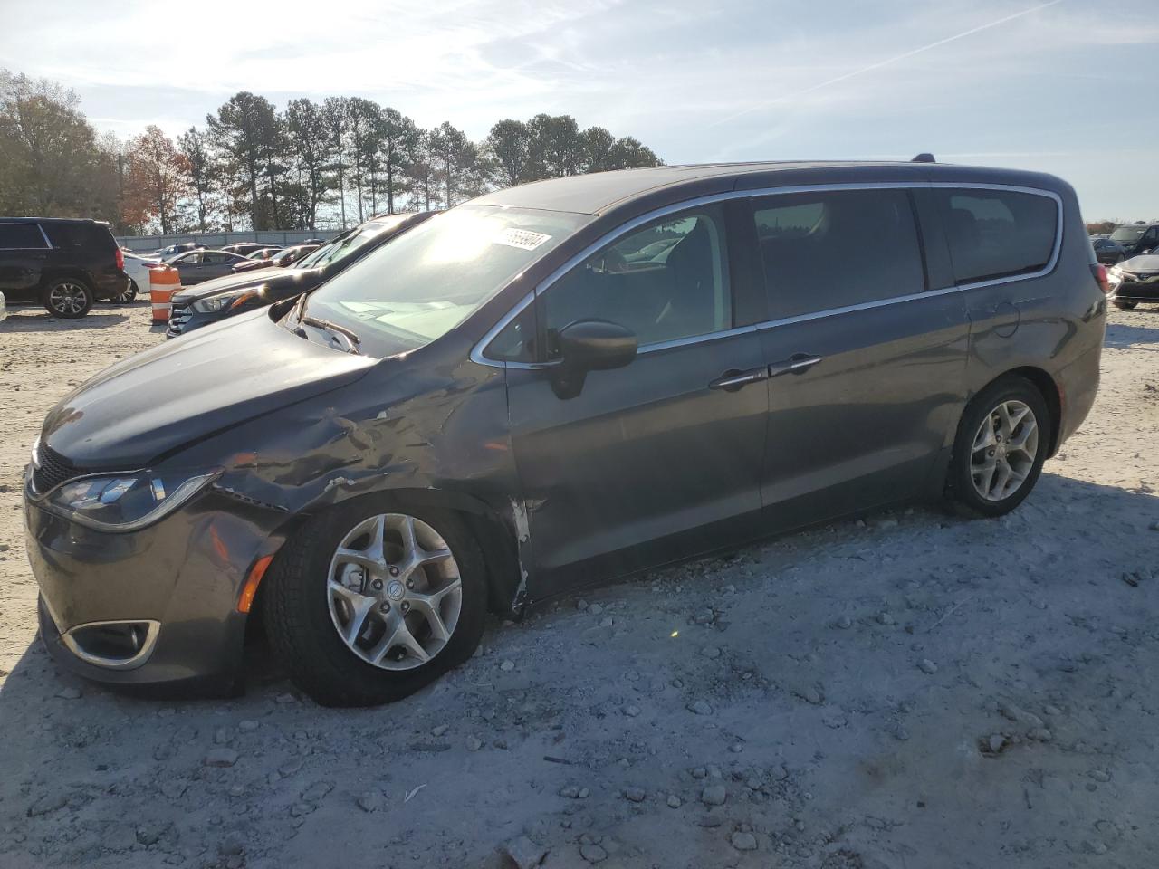 2017 Chrysler Pacifica VIN 2C4RC1BG0HR850811