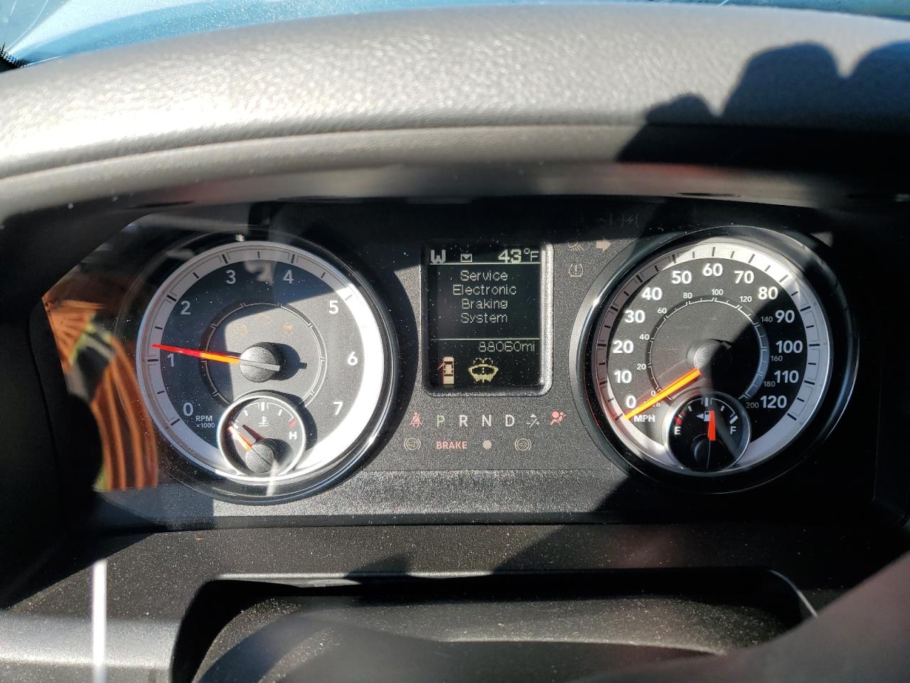 2019 RAM 1500 VIN 1C6RR6LT0KS686917 Copart auction photo, front end damage thumbnail 9