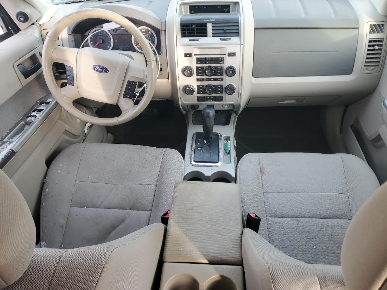 2010 Ford Escape VIN 1FMCU0DG7AKD44709 Copart auction photo, side / front end damage thumbnail 8