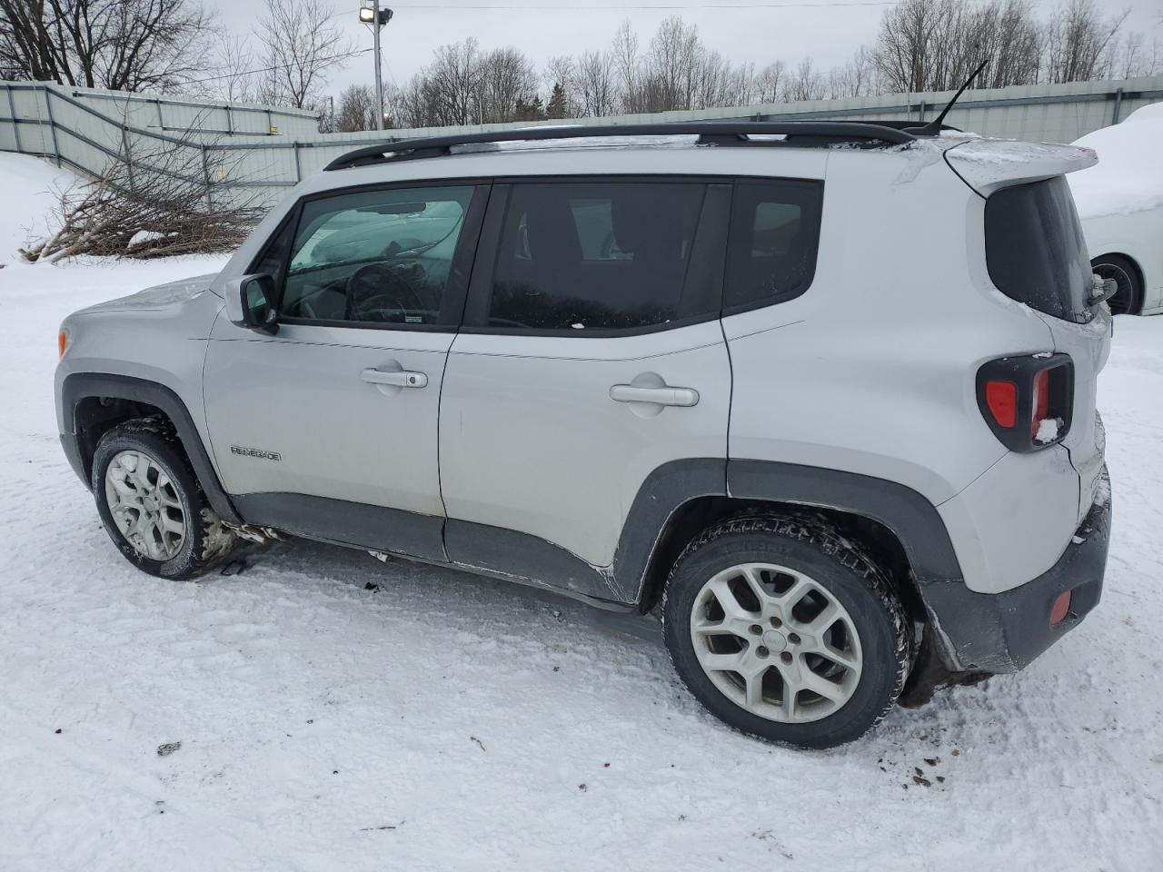 2015 Jeep Renegade VIN ZACCJBBT8FPC07770 Copart auction photo, rear end / front end damage thumbnail 2