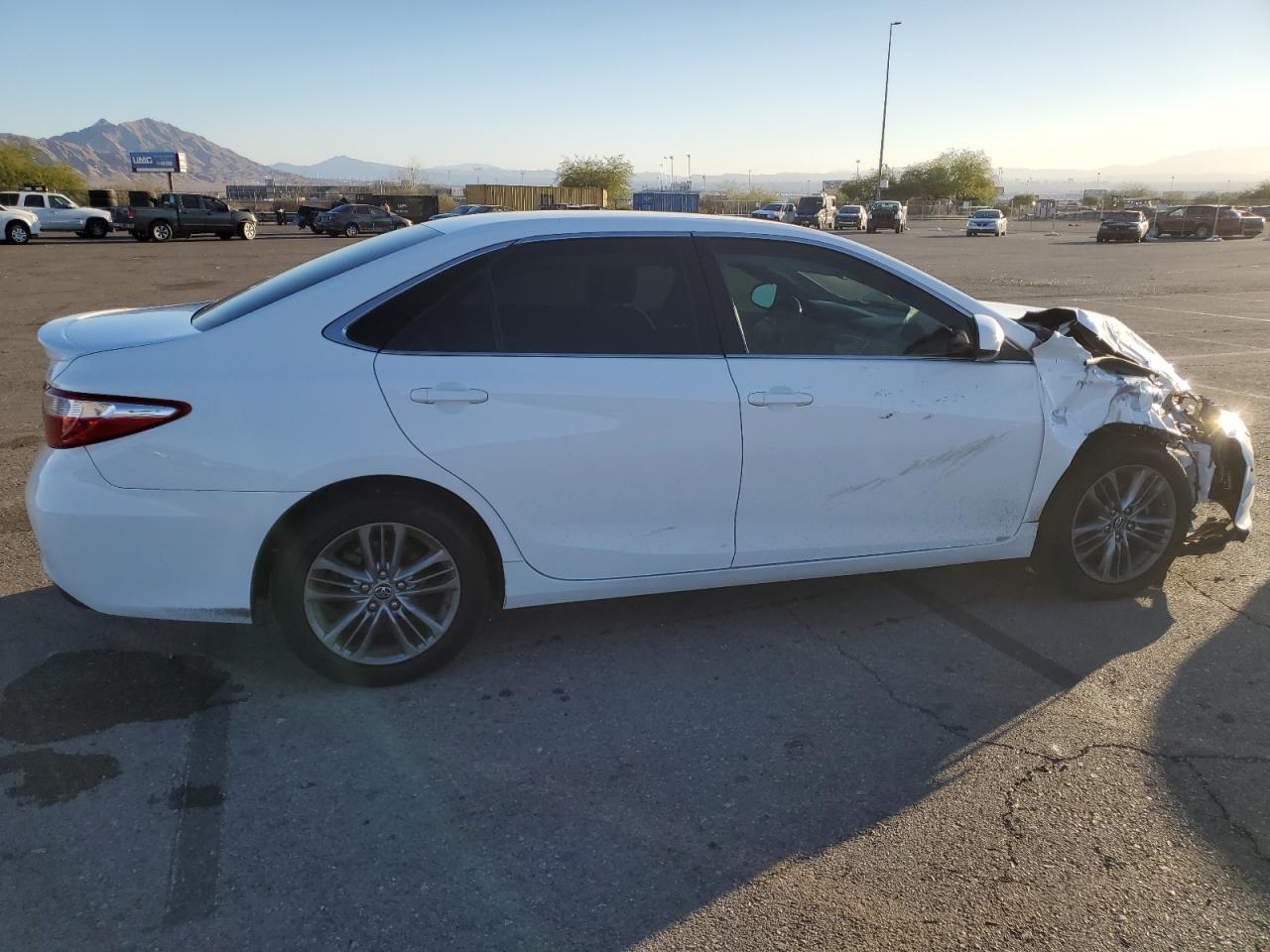 2017 Toyota Camry VIN 4T1BF1FK2HU741983 Copart auction photo, front end damage thumbnail 3