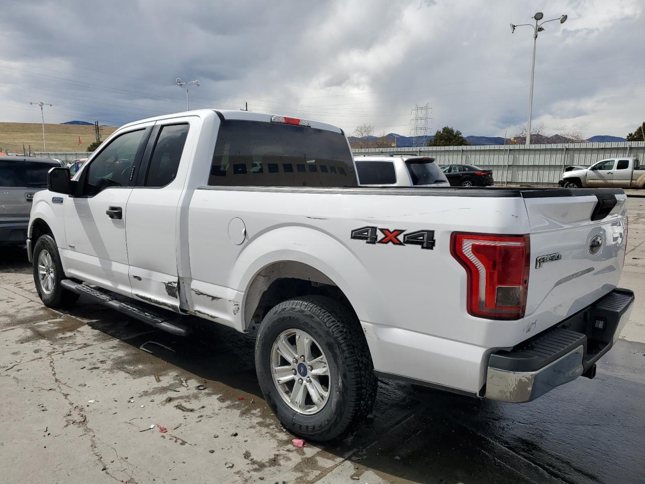 2017 Ford F-150 VIN 1FTEX1EP9HKC44209 Copart auction photo, side / front end damage thumbnail 2