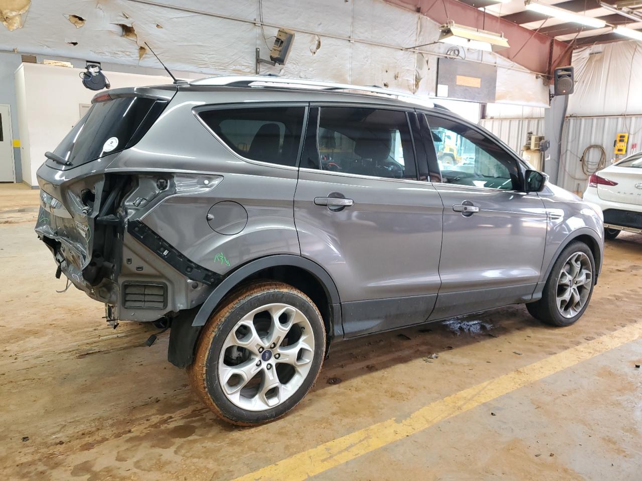 2014 Ford Escape VIN 1FMCU0JX4EUA73672 Copart auction photo, rear end damage thumbnail 3