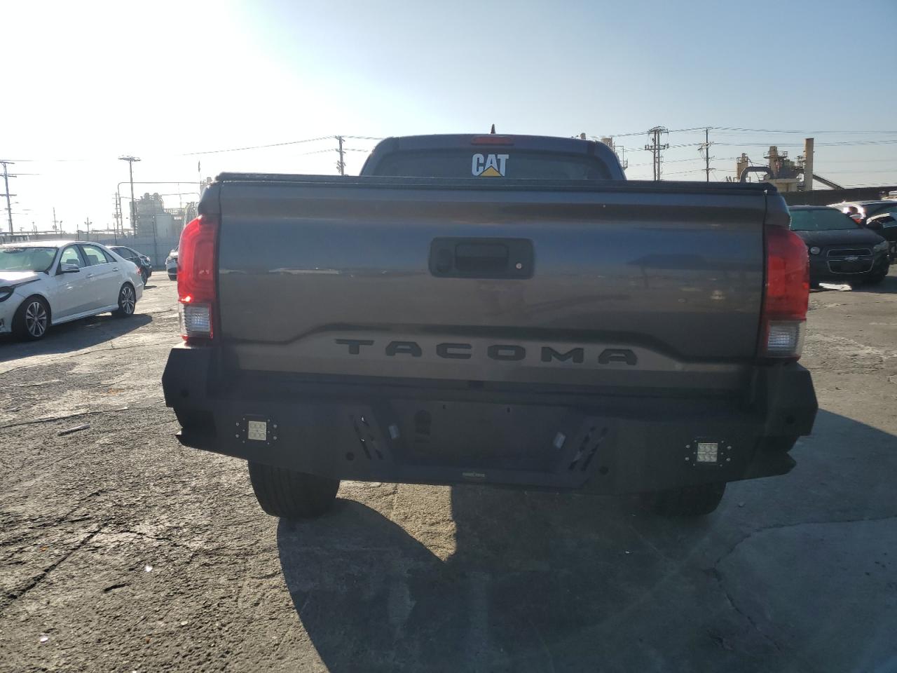 2018 Toyota Tacoma VIN 5TFRX5GN6JX105068 Copart auction photo, all over damage thumbnail 6
