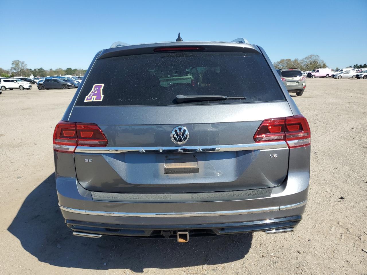 2019 Volkswagen Atlas VIN 1V2YR2CA1KC570498 Copart auction photo, front end / side damage thumbnail 6