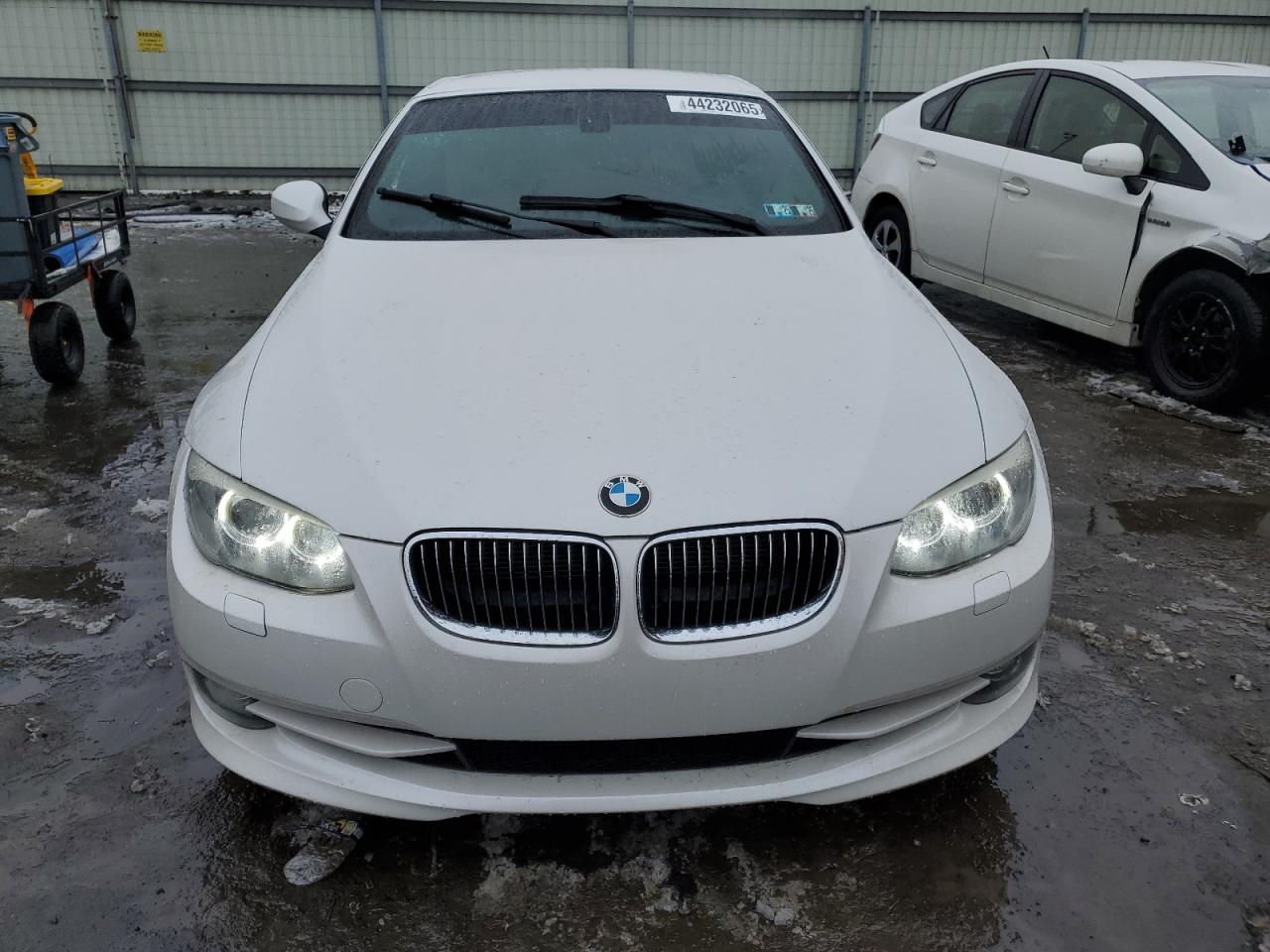 2011 BMW 3er VIN WBADW3C57BE540005 Copart auction photo, rear end damage thumbnail 5
