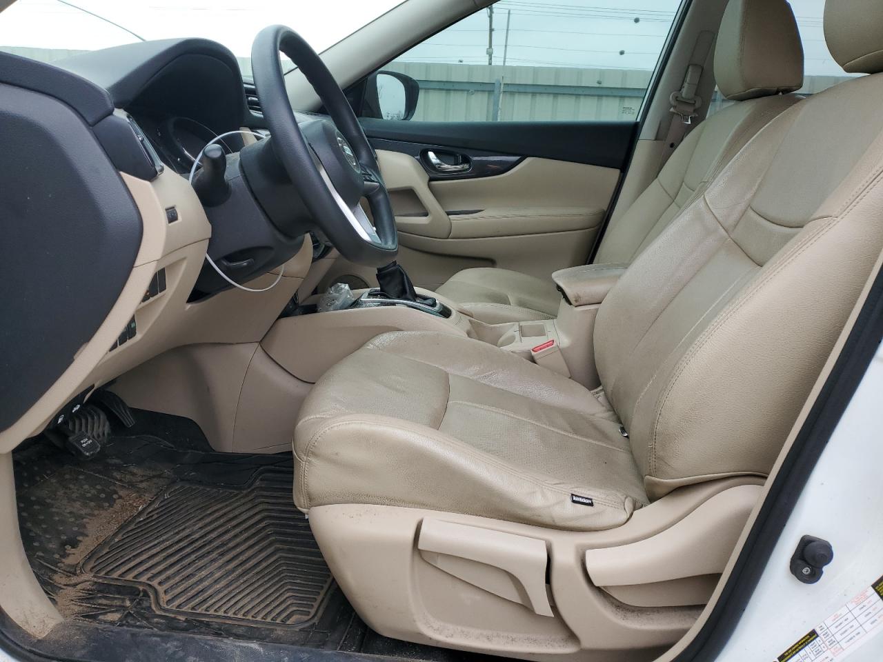 2017 Nissan Rogue VIN KNMAT2MT4HP592128 Copart auction photo, front end damage thumbnail 7