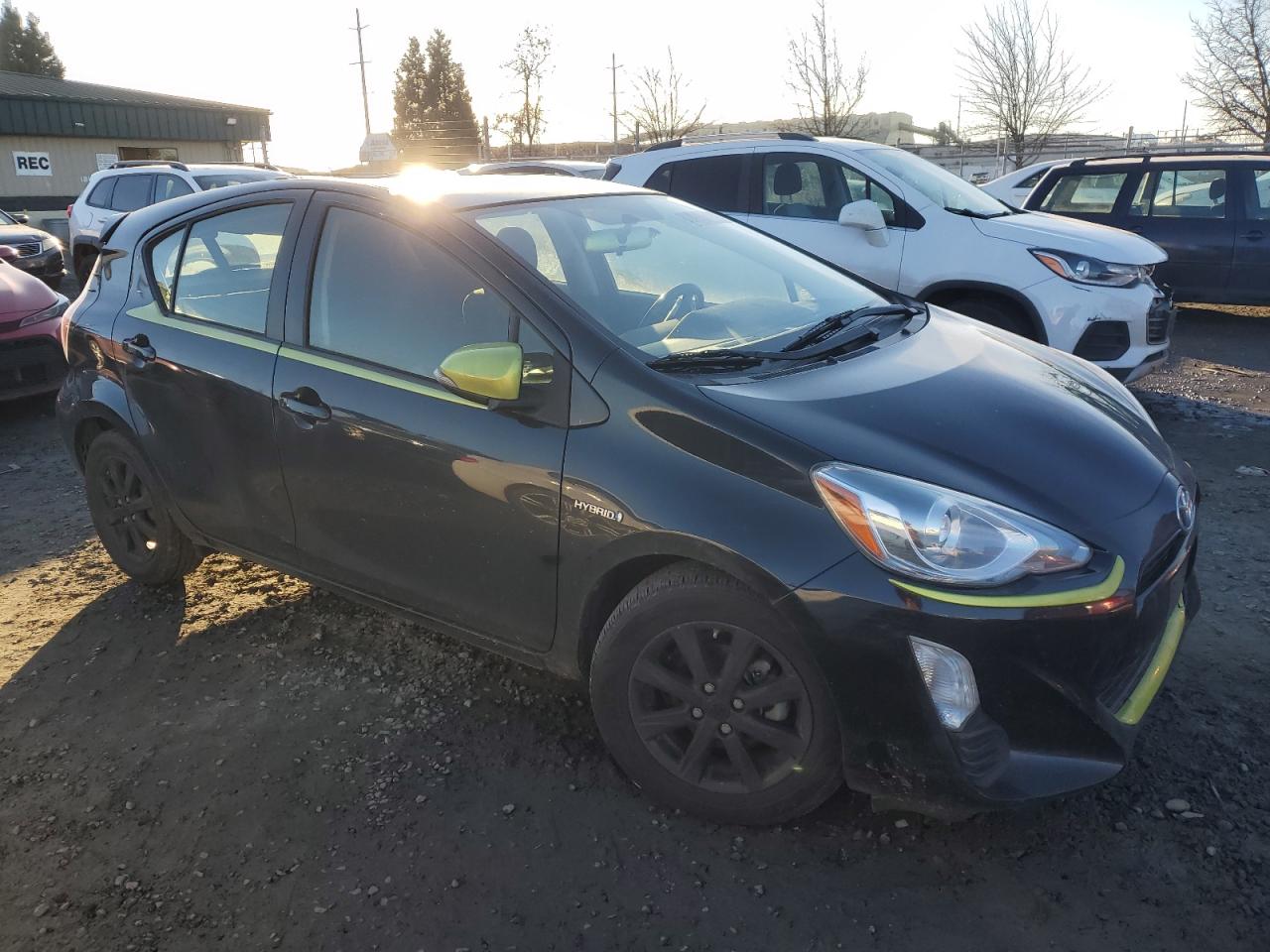2016 Toyota Prius VIN JTDKDTB3XG1120088 Copart auction photo, rear end / top/roof damage thumbnail 4