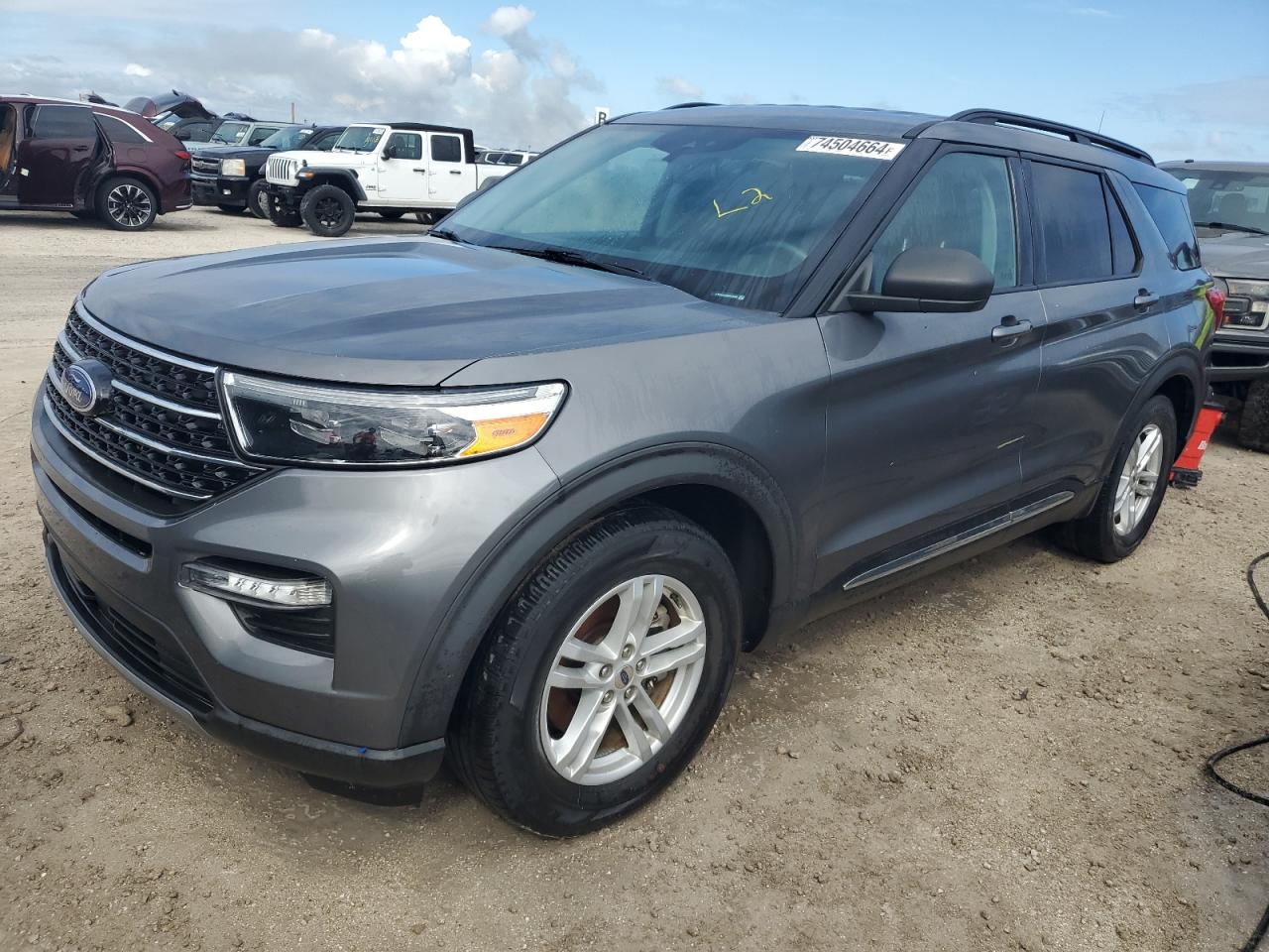 2021 Ford Explorer VIN 1FMSK7DH8MGA55946