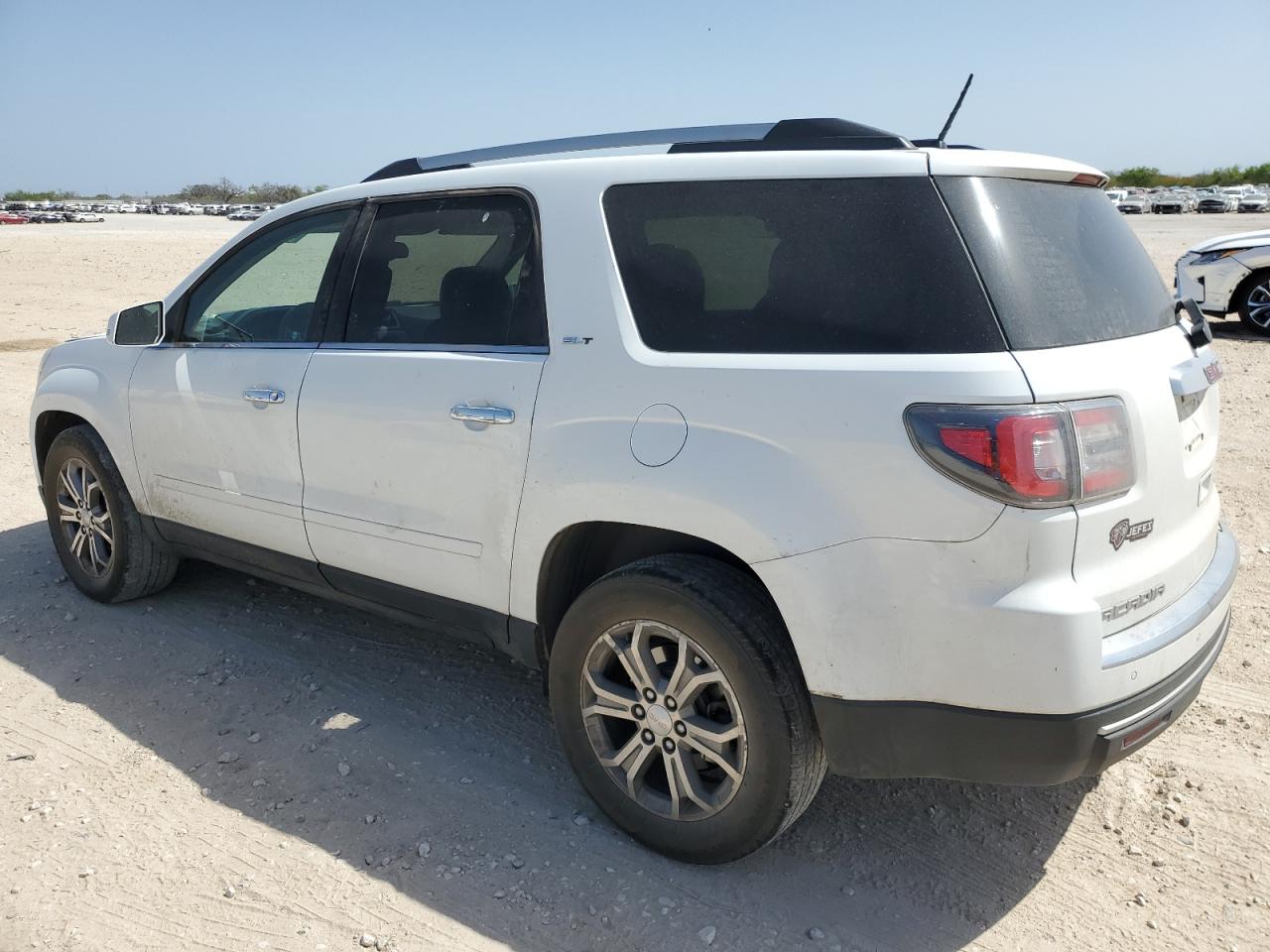 2016 GMC Acadia VIN 1GKKRRKD4GJ125983 Copart auction photo, front end / minor dent/scratches damage thumbnail 2