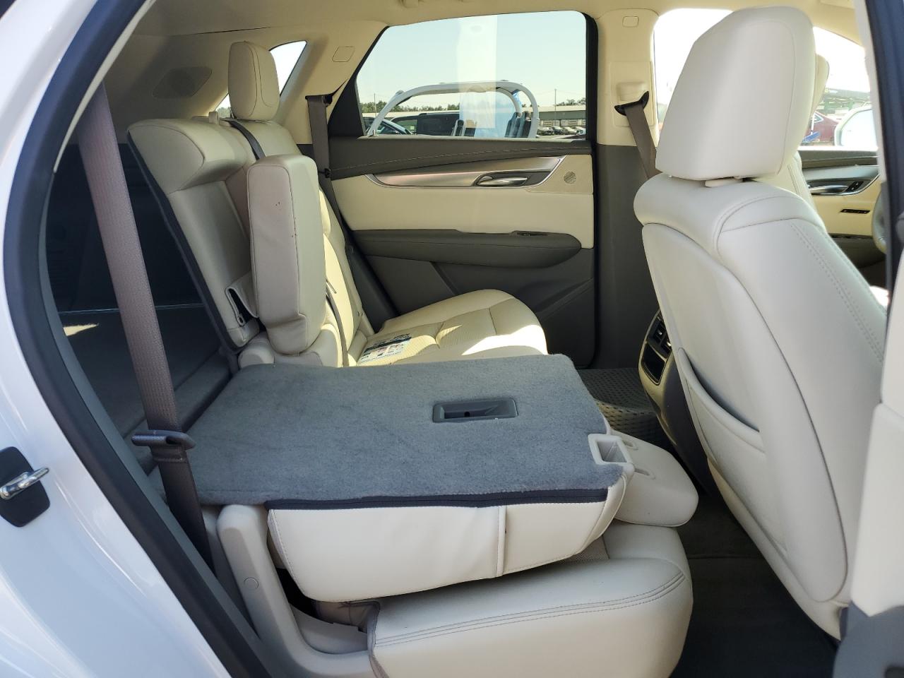 2017 Cadillac XT5 VIN 1GYKNDRS0HZ156658 Copart auction photo, water/flood damage thumbnail 10
