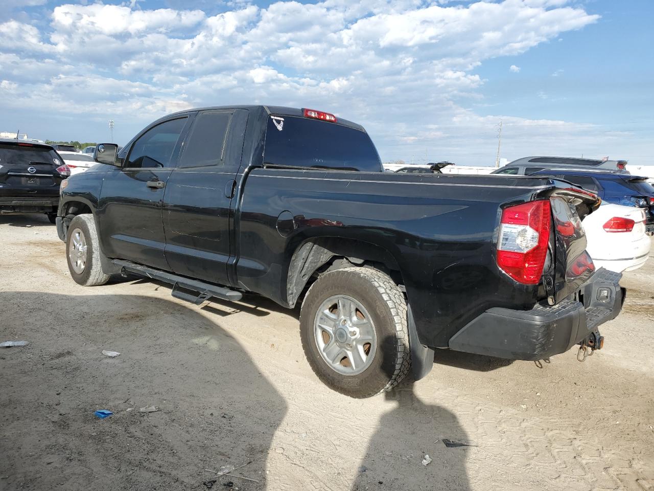 2019 Toyota Tundra VIN 5TFRM5F17KX135088 Copart auction photo, rear end damage thumbnail 2